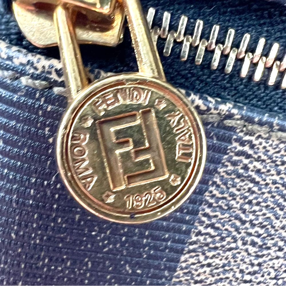 Fendi Pouch Case - Picture 5 of 5